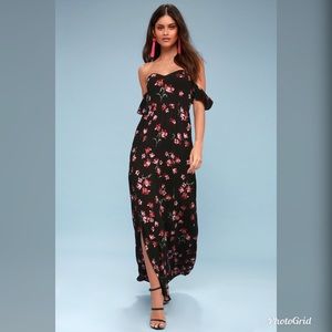 Lulu’s Floral Print Off-the-Shoulder Maxi Dress